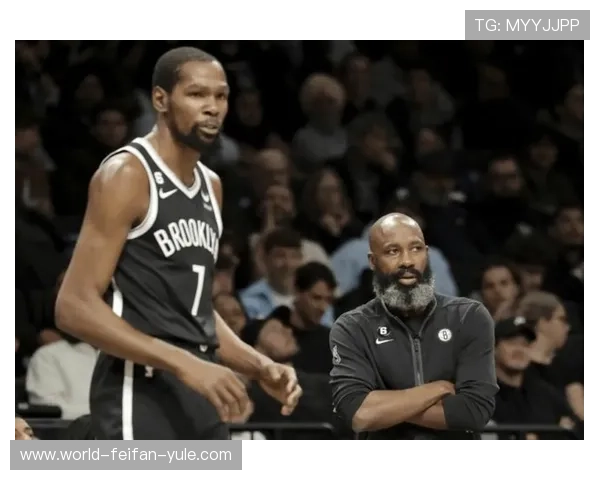 篮网新赛季阵容调整引发热议核心去留与战术转型全面成焦点