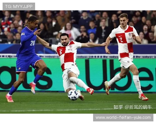 英格兰足球超级联赛最新赛季精彩赛事与球队表现分析